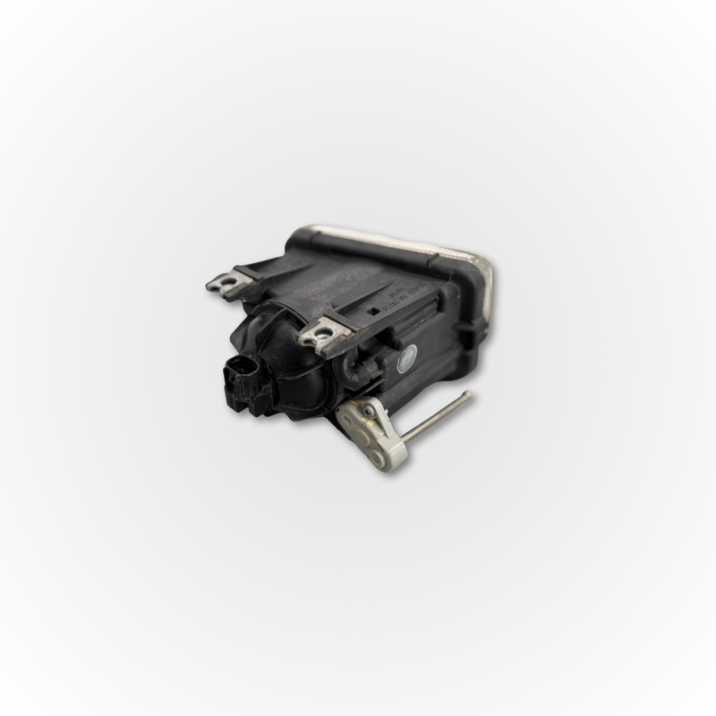 Load image into Gallery viewer, The Second-hand Davey Parts & Accessories Subaru Impreza Right Front Fog Light shown from the back on a white background