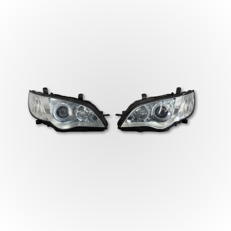 Load image into Gallery viewer, Subaru Legacy Headlights
