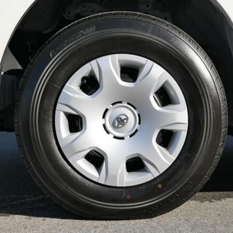 Load image into Gallery viewer, 15" Toyota HiAce Hubcap Set
