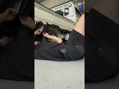 Video of Overfenders being installed to a white HIjet